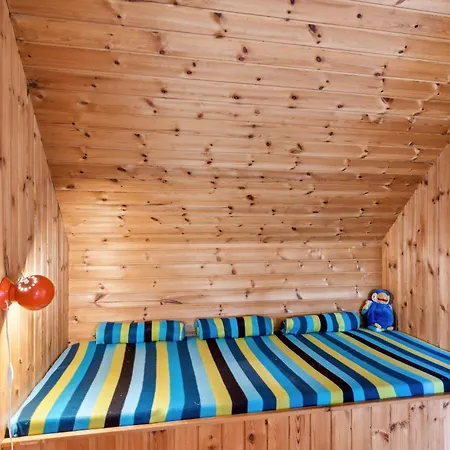 Authentic And Cosy On A Large Natural Plot Close To The Child-friendly Bonnerup And The Charming Fishing Harbour Glesborg