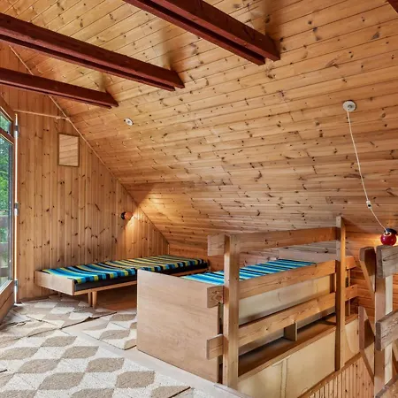 Authentic And Cosy On A Large Natural Plot Close To The Child-friendly Bonnerup And The Charming Fishing Harbour Nyaraló Glesborg