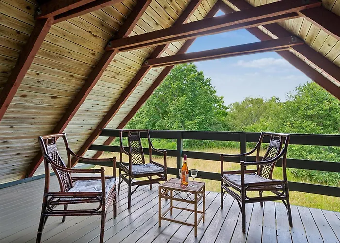 Authentic And Cosy On A Large Natural Plot Close To The Child-friendly Bonnerup And The Charming Fishing Harbour Nyaraló